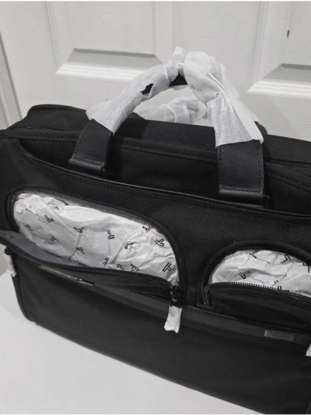 Tumi Alpha Compact Laptop Briefcase - Picture 8 of 10